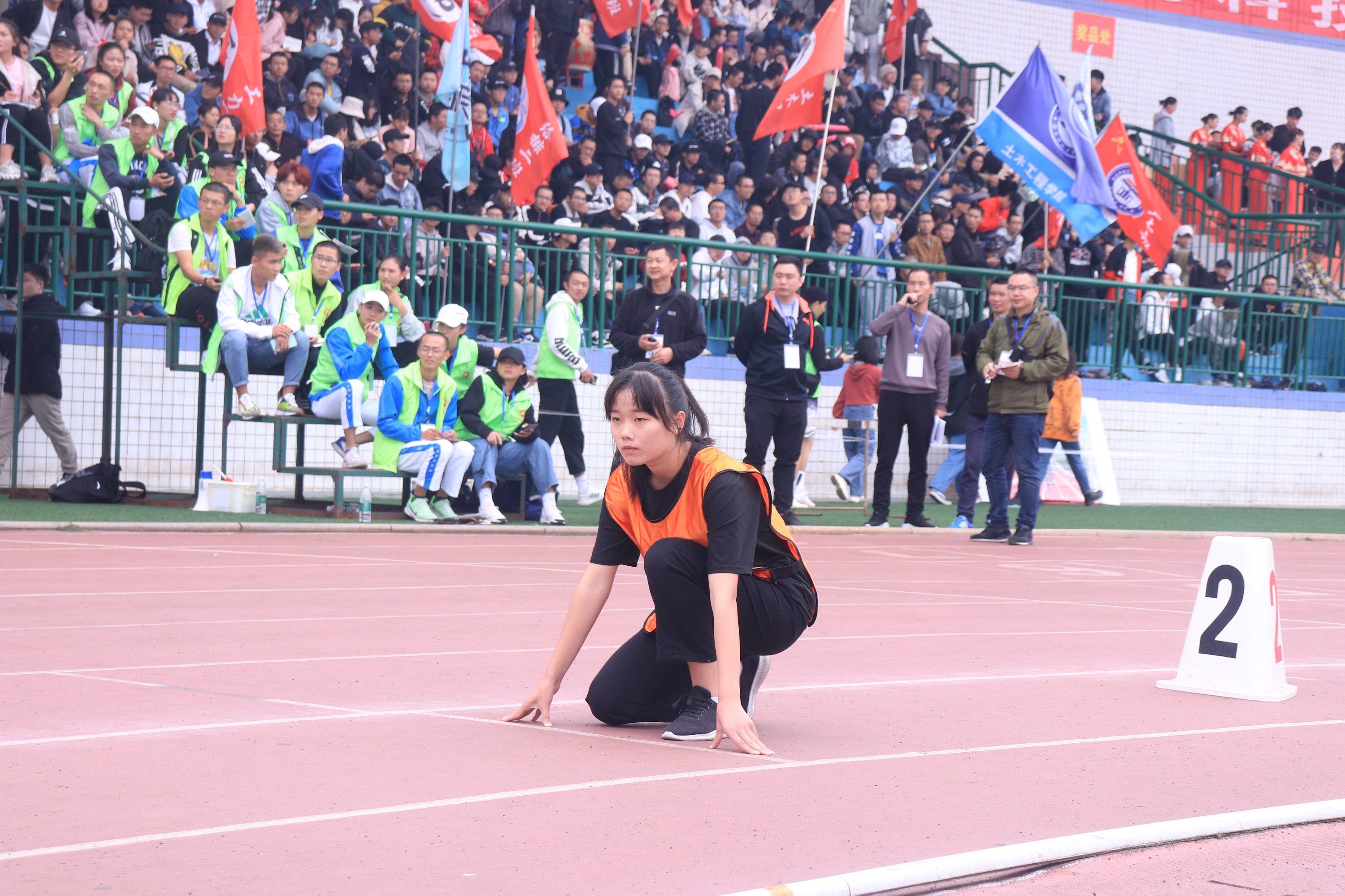ac01036836fe410fa52314b3646966d9.jpg 第一个_3354.JPG